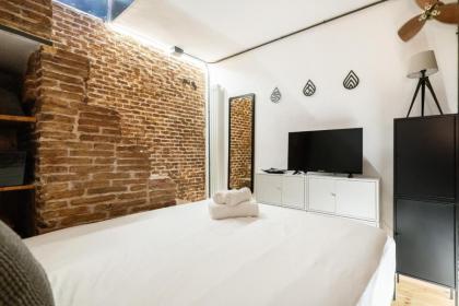 apartamento de diseño en el centro - image 11