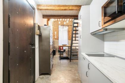 apartamento de diseño en el centro - image 21