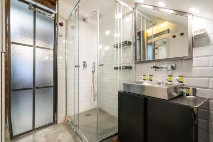 apartamento de diseño en el centro - image 28