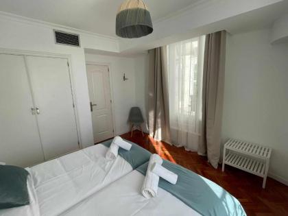 Apartamento con terraza y vistas AlcaláRetiro - image 11