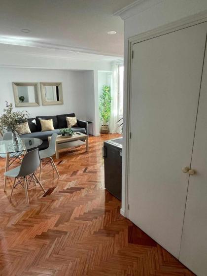 Apartamento con terraza y vistas AlcaláRetiro - image 14
