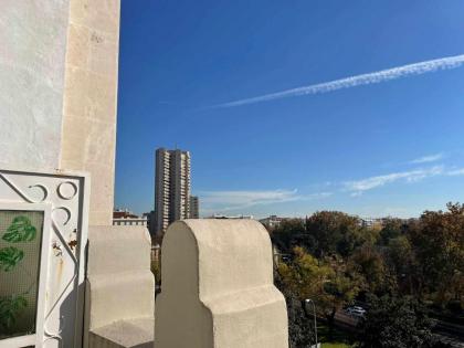 Apartamento con terraza y vistas AlcaláRetiro - image 24