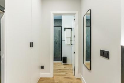 VR LATINA APARTMENTS - image 2