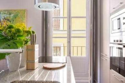 Precioso APT en la Plaza de la PAJA LATINA - image 15