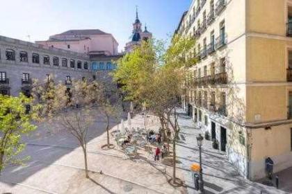 Precioso APT en la Plaza de la PAJA LATINA - image 16