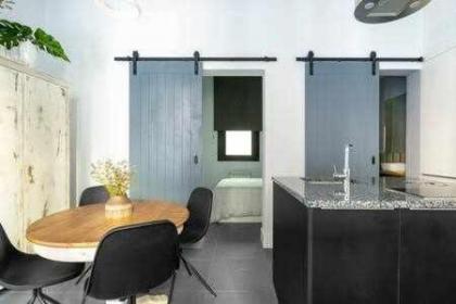 Dúplex de diseño céntrico de 2 Hab - image 28
