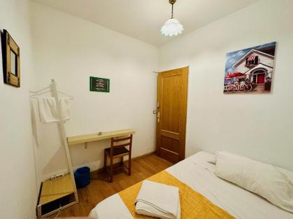 Punta me rooms in Madrid Downtown - image 12