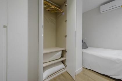 Nuevo piso para 7pax en el corazon del Rastro - image 15