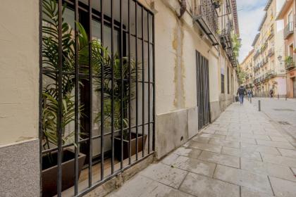Nuevo piso para 7pax en el corazon del Rastro - image 29