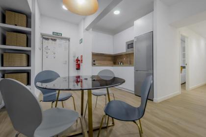 Nuevo piso para 7pax en el corazon del Rastro - image 5