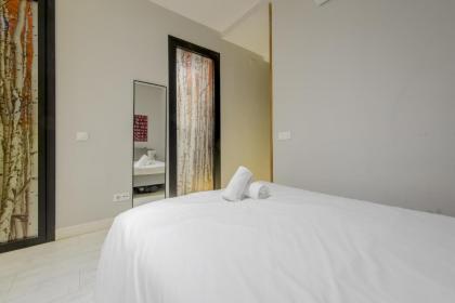 Apt con estilo - 5pax en zona Tirso-Centro - image 11
