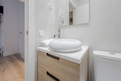 Nuevo y comodo apartamento en el centro de Madrid - image 25