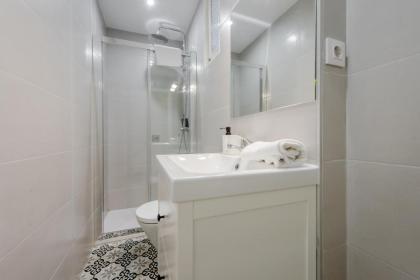 Nuevo Apt para 7 pax en Malasana - Gran Via - image 10