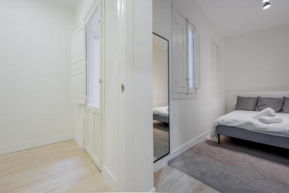 Nuevo Apt para 7 pax en Malasana - Gran Via - image 21