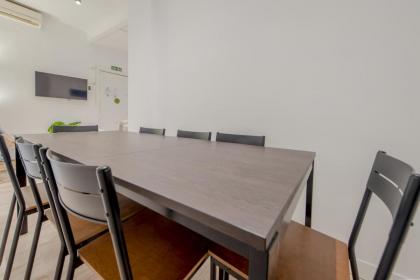 Premium Apt para 9pax en Calle Olmo - Centro de Madrid - image 29