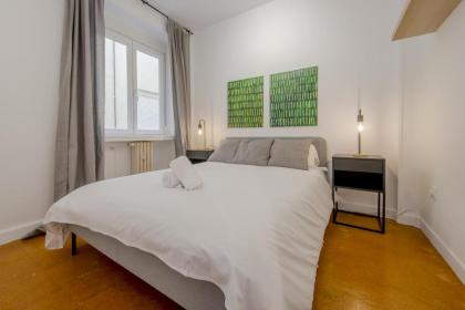 Classic APT 7pax en La Latina-Centro de Madrid - image 25