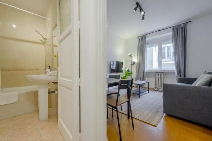 Classic APT 7pax en La Latina-Centro de Madrid - image 7
