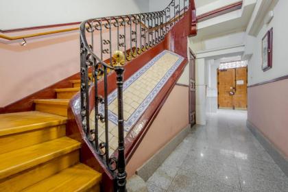 New Apt de 7pax en el corazon de Malasana - image 30