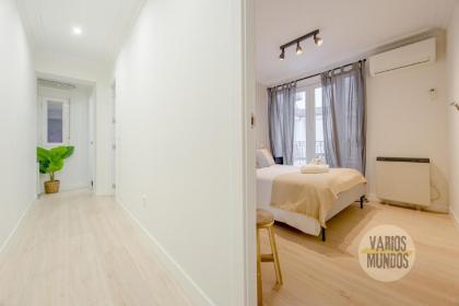 Nuevo Apt de 7pax en Calle Mayor 11 en la Puerta del Sol - image 24