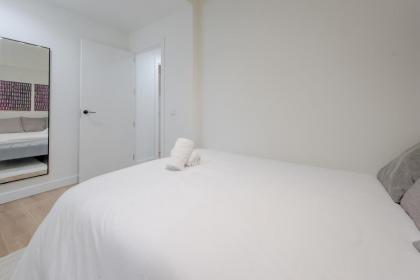Modern Apt & Cool interior design a 20 metros del Retiro - image 15