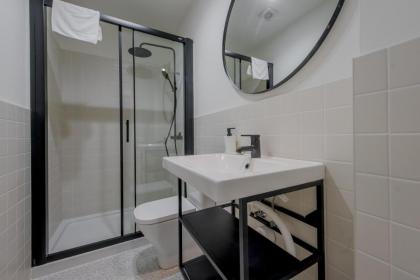 Modern Apt & Cool interior design a 20 metros del Retiro - image 25