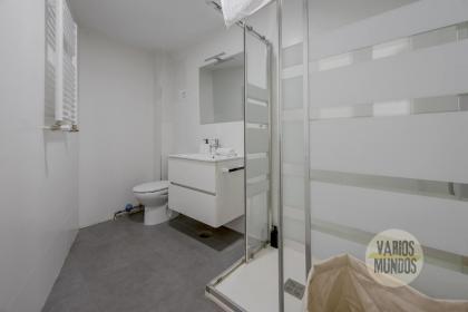 Excuisite New apt en Gran Via para 5pax - image 10
