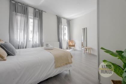 Excuisite New apt en Gran Via para 5pax - image 12