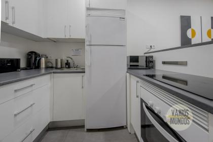 Excuisite New apt en Gran Via para 5pax - image 7