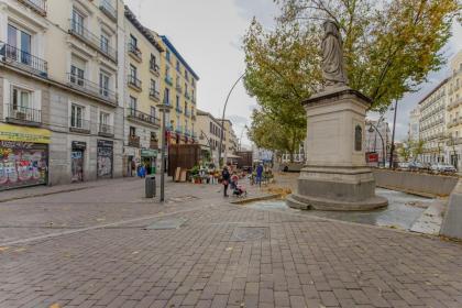 Spacious New Aparment para 8pax en la Plaza de Tirso - image 28