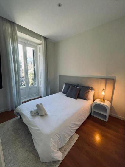 New Stylish Apt 5pax en la Plaza de Espana - image 14