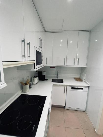New Stylish Apt 5pax en la Plaza de Espana - image 15