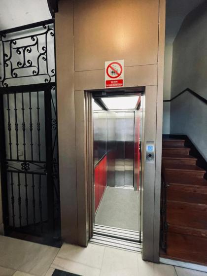 New Stylish Apt 5pax en la Plaza de Espana - image 22