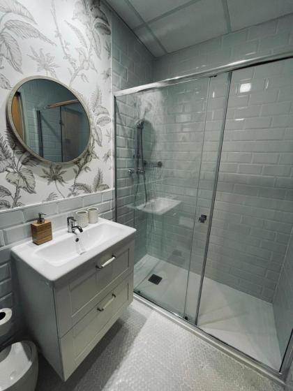 New Stylish Apt 5pax en la Plaza de Espana - image 8