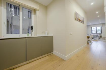 Centrico Apt 9pax en Calle Barco a 1 minuto de Gran Via