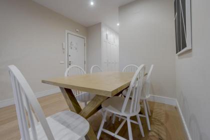 Centrico Apt 9pax en Calle Barco a 1 minuto de Gran Via - image 12
