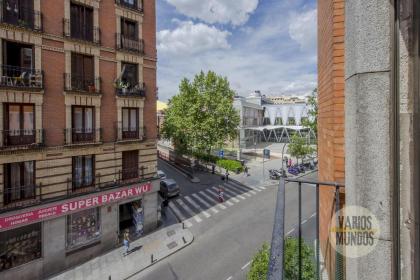 Amplio y Centrico Apt para 9pax en La Latina - image 25