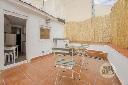 Atico Calle Silva para 3pax con terraza esquina con Gran Via - image 17