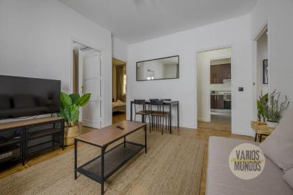 Practico Apt 7pax en Calle Santa Ana Centro de Madrid