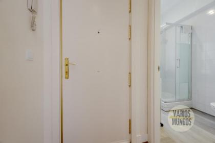 Downtown Apt 1hab para 3pax en la Plaza de Chueca - image 14