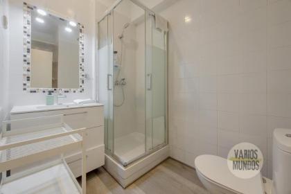 Downtown Apt 1hab para 3pax en la Plaza de Chueca - image 15