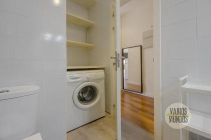 Downtown Apt 1hab para 3pax en la Plaza de Chueca - image 17