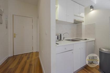 Downtown Apt 1hab para 3pax en la Plaza de Chueca - image 6