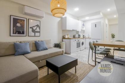 Cool Apt para 9pax en plena Plaza de Chueca