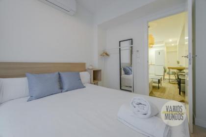 Cool Apt para 9pax en plena Plaza de Chueca - image 22