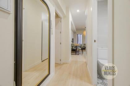 Cool Apt para 9pax en plena Plaza de Chueca - image 24
