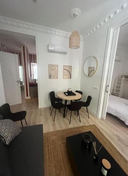 Cool&Central Apt para 7pax en Justicia-Centro - image 2