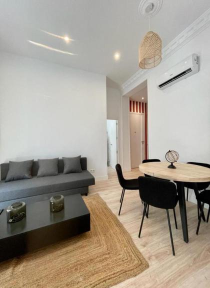 Cool&Central Apt para 7pax en Justicia-Centro - image 7