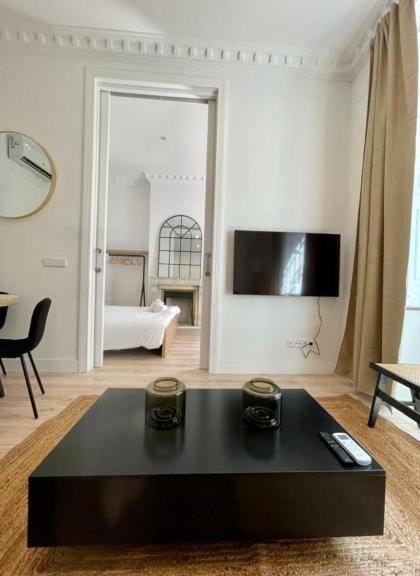 Cool&Central Apt para 7pax en Justicia-Centro - image 9
