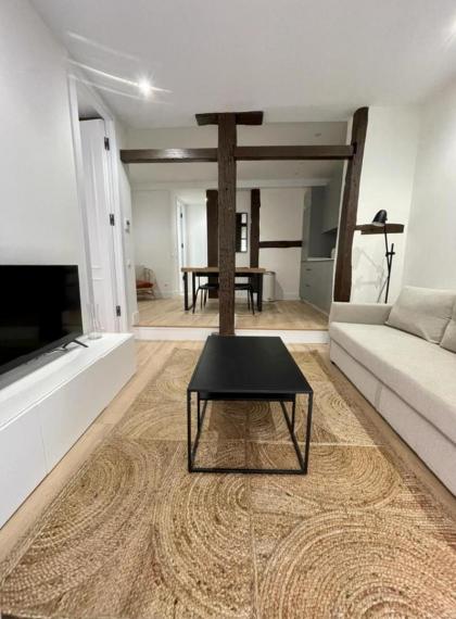 Amazing&Elegant Apt 7pax en Calle Jesus y Maria-Tirso