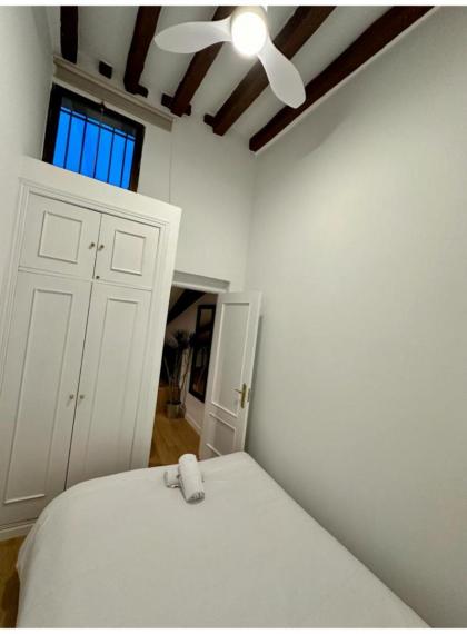 Fashion Design Loft en Calle Carretas-Sol para 4pax - image 18